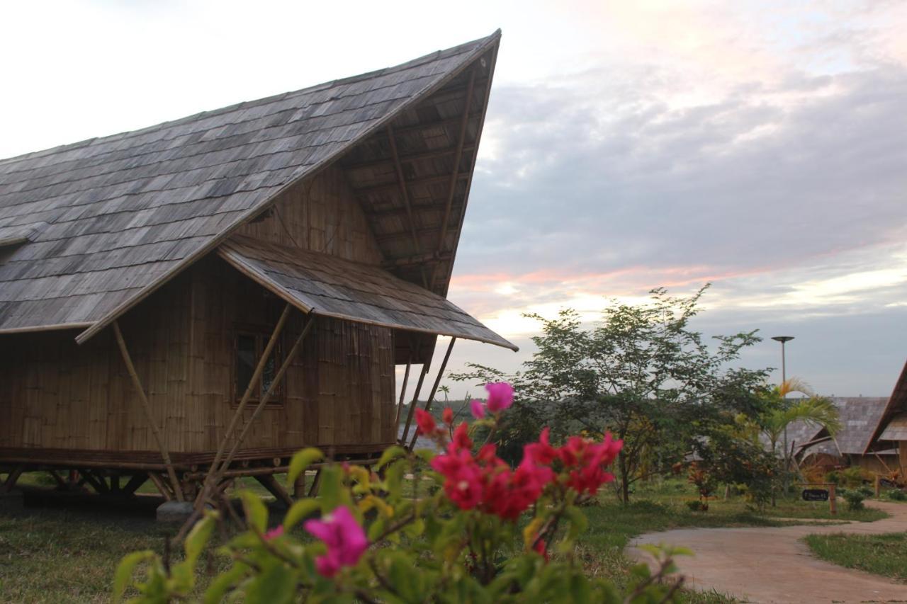 Hanchey Bamboo Resort Kampong Cham Exterior foto